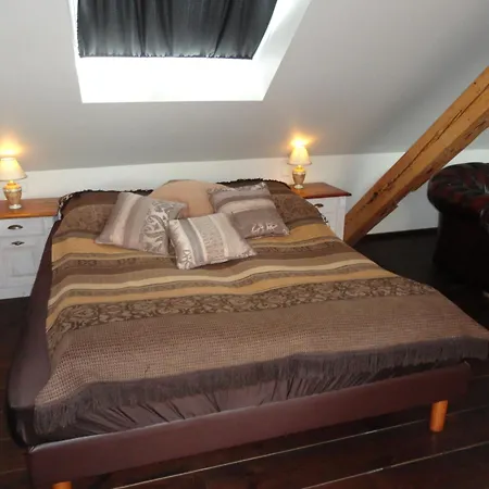 بيت ضيافة Schwarzwaldbahnhof لوفنغن