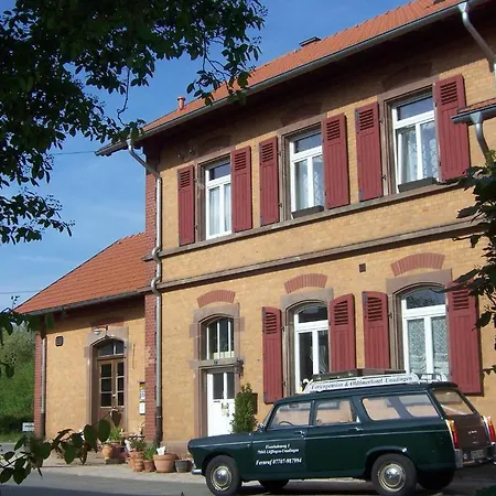 Schwarzwaldbahnhof بيت ضيافة