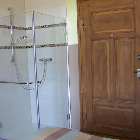 Schwarzwaldbahnhof لوفنغن