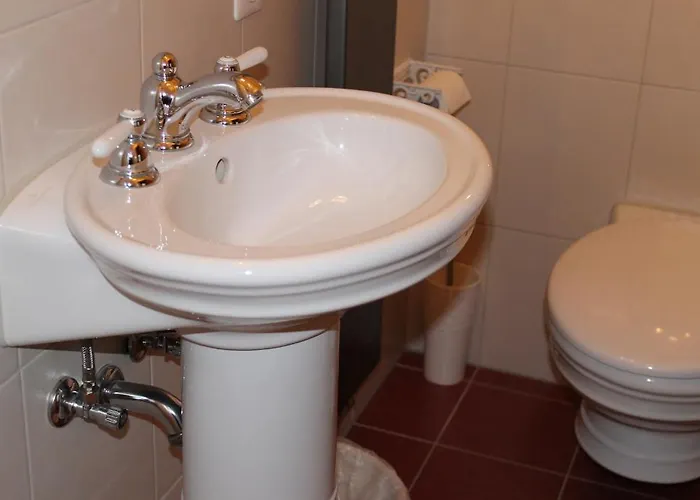 Schwarzwaldbahnhof Vendégház 3*