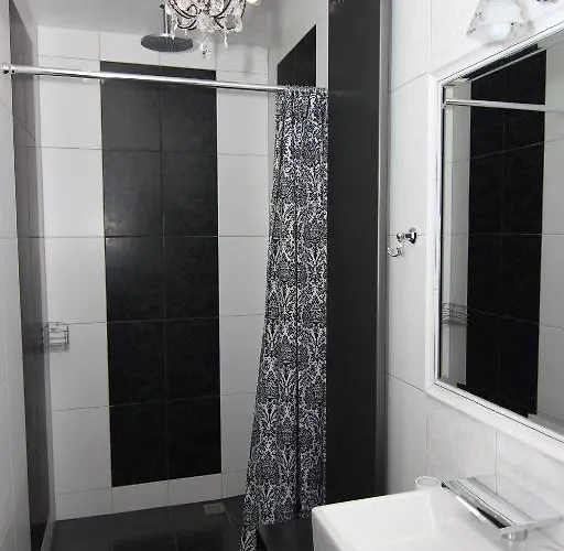 Schwarzwaldbahnhof Vendégház 3*